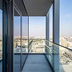 Superhost - Bright & Stylish 1-Bedroom In Bloom Tower, Jvc