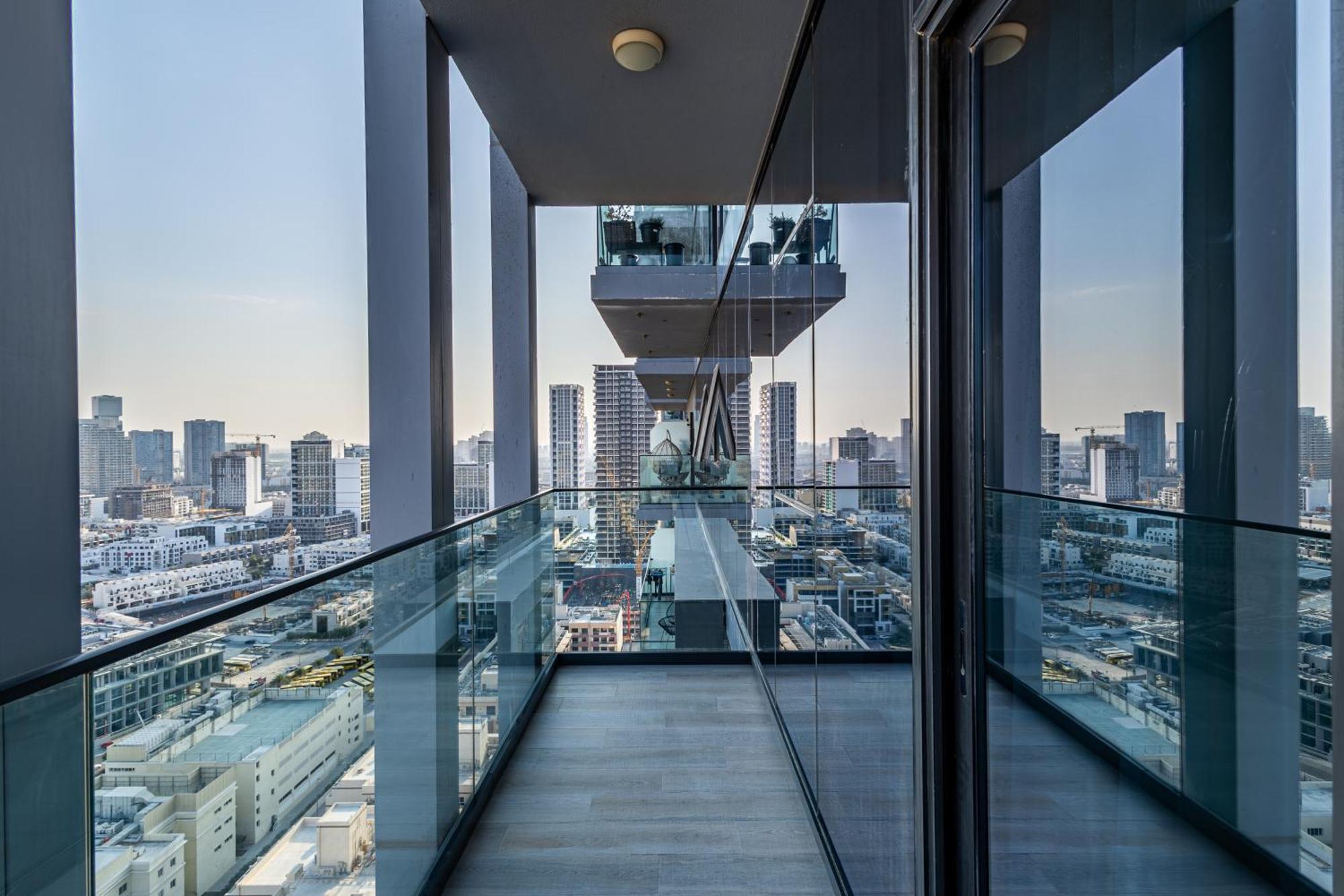 Superhost - Bright & Stylish 1-bedroom In Bloom Tower, Jvc *