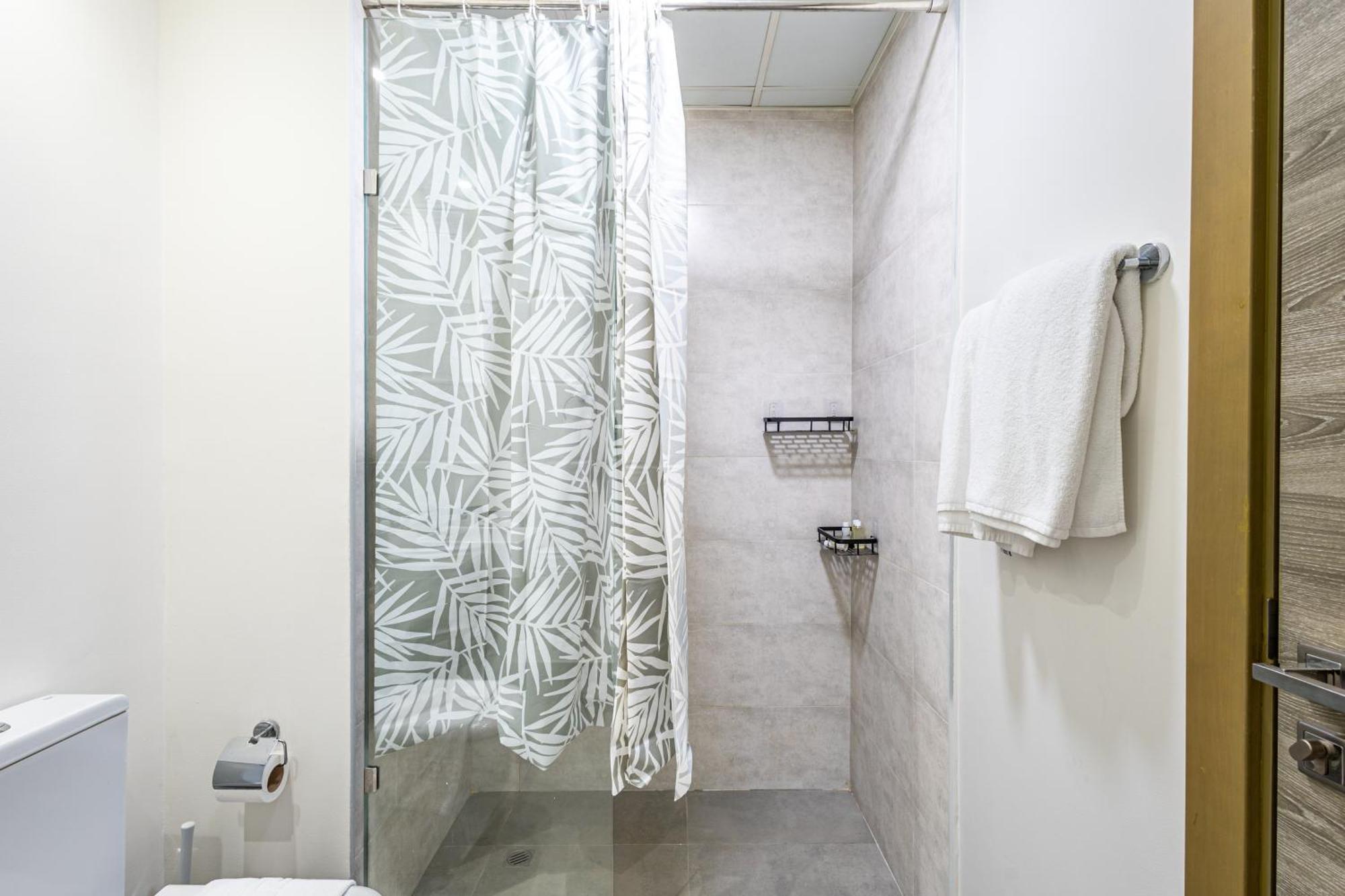 Superhost - Bright & Stylish 1-bedroom In Bloom Tower, Jvc * Dubai